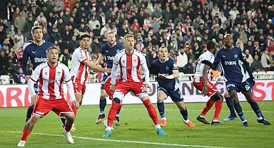Trendyol Süper Lig: Sivasspor: 0 - Fenerbahçe: 1