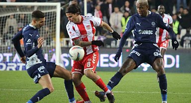 Trendyol Süper Lig: Sivasspor: 1 - Fenerbahçe: 3