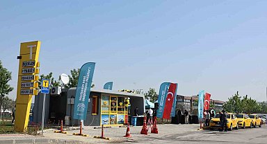 Üçevler'de modern taksi durağı hizmete açıldı