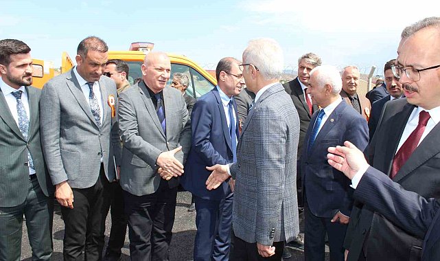 Ulaştırma ve Altyapı Bakanı Uraloğlu, Siirt-Kurtalan yolunun açılış törenine katıldı