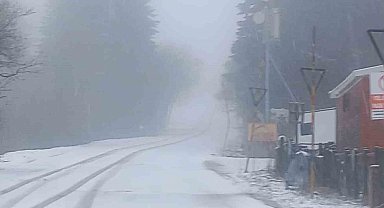 Uludağ'a nisan ayında kar yağdı