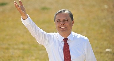 Ümit Uysal'dan CHP Genel Başkanlığı'na sürpriz adaylık