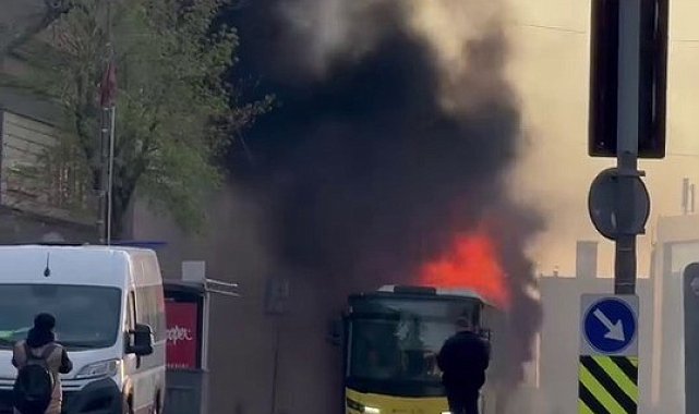 Ümraniye'de İETT otobüsü yandı