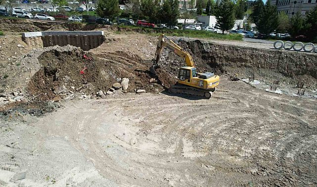 Umuttepe cami ve otoparkında çalışmalar başladı