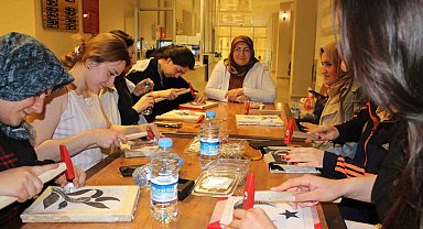Üniversiteli gençlere filografi etkinliği düzenlendi