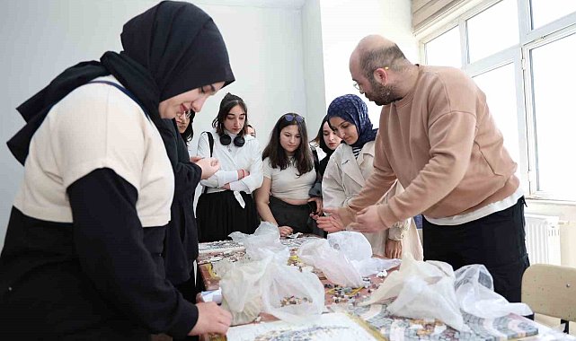 Üniversitesi sınavı öncesinde Düzce Üniversitesi'ni inceledi