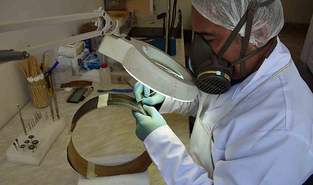 Urartu dönemine ait metal eserler Elazığ'ın geleceğine aktarılıyor