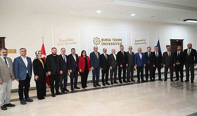 Uzay ve savunma alanındaki genç projelere Ak Parti'den yakın takip
