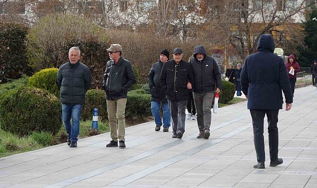 Uzmanı uyardı, yanlış beden algısı ölüme götürebiliyor