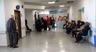 Uzmanından uyarı: "Şartlar uygunsa normal doğum tercih edilmeli"