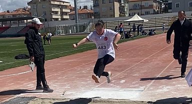 Uzun atlamada gümüş madalya Denizli'ye geldi