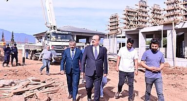 Vali Canbolat, çocuk evleri inşaatını yerinde inceledi