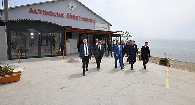 Vali Ustaoğlu'ndan Edremit'e ziyaret