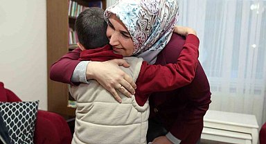 Vali Yiğitbaşı'nda Sevgi Evleri'ndeki çocuklara bayram sürprizi