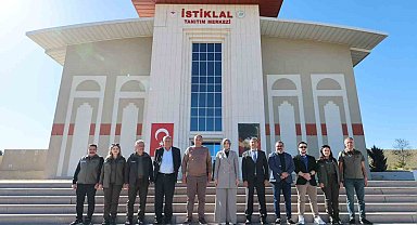 Vali Yiğitbaşı'ndan İstiklal Tanıtım Merkezi'ne ziyaret