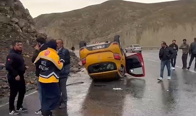 Van-Hakkari karayolunda trafik kazası: 2 yaralı