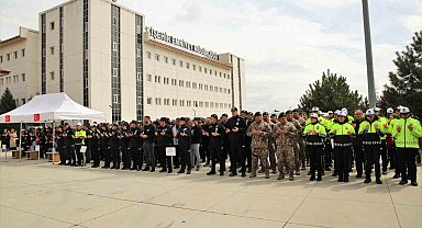 Vefat eden polis memuru son yolculuğuna uğurlandı