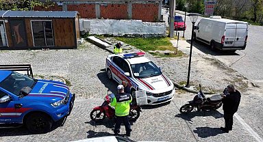 Vize'de jandarmadan drone destekli trafik denetimi
