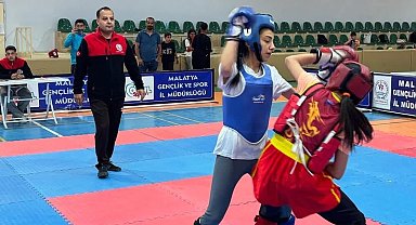 Wushu kung-fuda Elazığ'dan derece üstüne derece