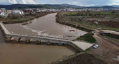 Yağışlar çiftçinin yüzünü güldürdü, çiftçinin verim beklentisi arttı