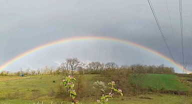 Yağmurun ardından doğa adeta tabloya dönüştü