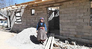 Yangında evini kaybeden Havva teyze yeni yuvasına kavuşuyor