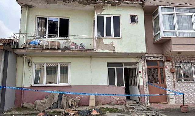 Yangında hayatını kaybeden kardeşler gözyaşlarıyla toprağa verildi