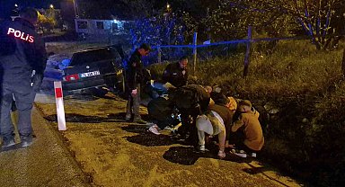 Yaralı sürücüye, kovalamaca sırasında peşinde olan polisler yardım etti