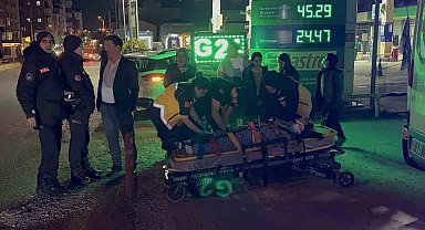 Yaya geçidinden geçen kadına otomobil çarptı