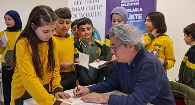 Yazarlar öğrencilerle bir araya geliyor