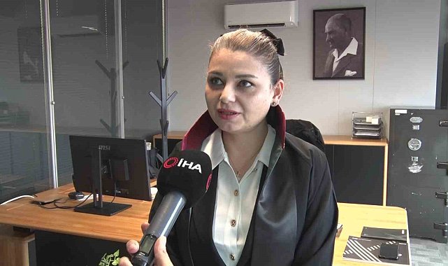 Yıllardır manevi dedesi olarak bildiği kişinin öz babası olduğunu öğrendi