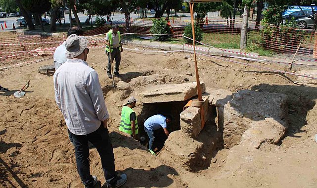 Yol çalışmasına Romalılar 'taş koydu'