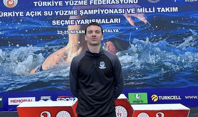 Yunusemreli yüzücü Umut Özköylü Türkiye Şampiyonu oldu