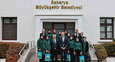 Yusuf Alemdar'ın başkanlık koltuğuna Zeynep geçti: "Yarının geleceği bizim elimizde"