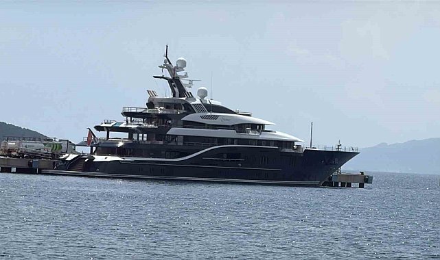 Yüzen saray Bodrum'da: 1 haftalık kira 1.1 milyon euro, yakıt bedeli 5 milyon TL