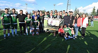 1. Amatör Futbol Mürüvvet Başdeğirmen Ligi'nin Şampiyonu DSİ Spor oldu