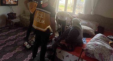 200 kilo ağırlığındaki kadın hastaneye nakledildi
