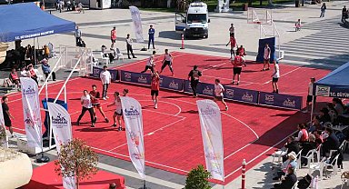 3x3 Basketbol Gençlik Kupası nefesleri kesti