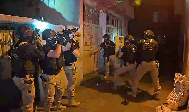 Adana'da DEAŞ'ın uyuyan hücresine operasyon: 6 gözaltı