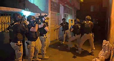 Adana'da DEAŞ'ın uyuyan hücresine operasyon: 6 gözaltı