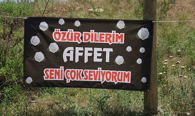 Adana'da gizemli 'özür dilerim affet seni çok seviyorum' ilanı