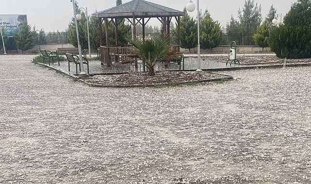 Adıyaman'da dolu yağışı etkili oldu