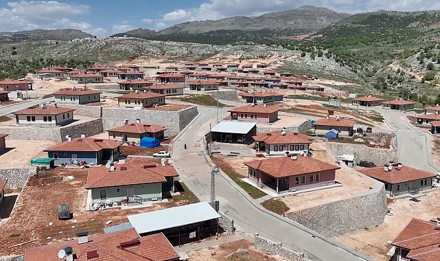 Adıyaman'ın Zey Köyü yeniden kuruldu
