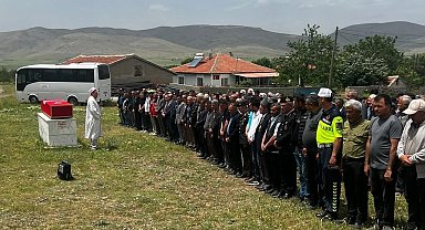 Afyonkarahisar'da vefat eden Kıbrıs Gazisi toprağa verildi