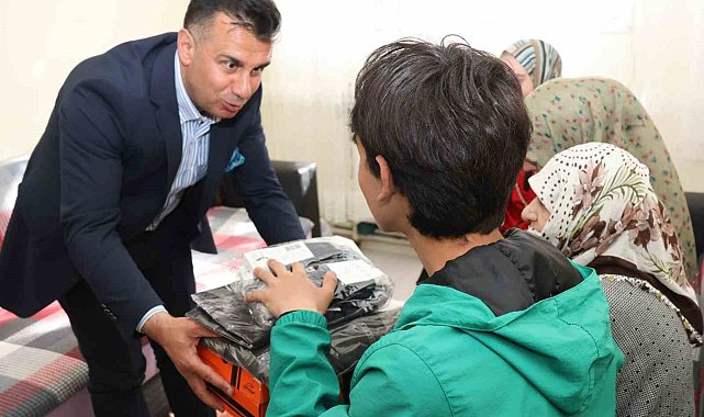 Aile yılı kapsamında bayram öncesi anlamlı ziyaret: 84 öğrenciye spor seti dağıtıldı.