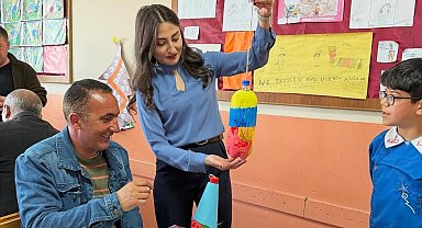 Aileler ve öğrenciler kuşlara yuva oldu