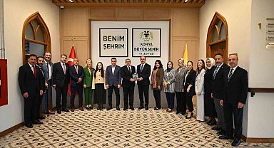 AK Parti Genel Başkan Yardımcısı Yayman Başkan Altay'ı ziyaret etti