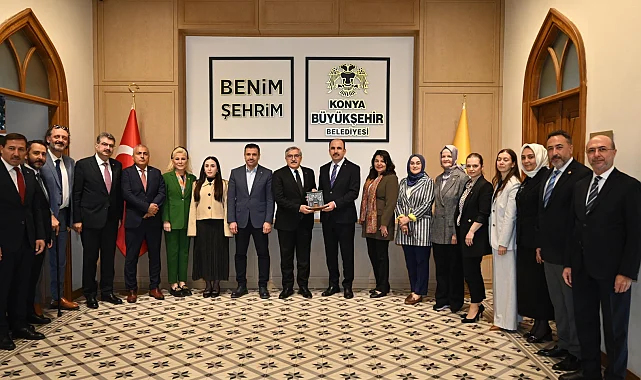 Ak Parti Genel Başkan Yardımcısı Yayman Başkan Altay'ı ziyaret etti