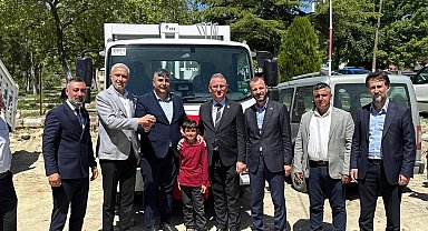 AK Parti heyetinden Yenikent'e ziyaret