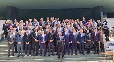 AK Parti'den Adnan Menderes Anıt Mezarı önünde 27 Mayıs açıklaması